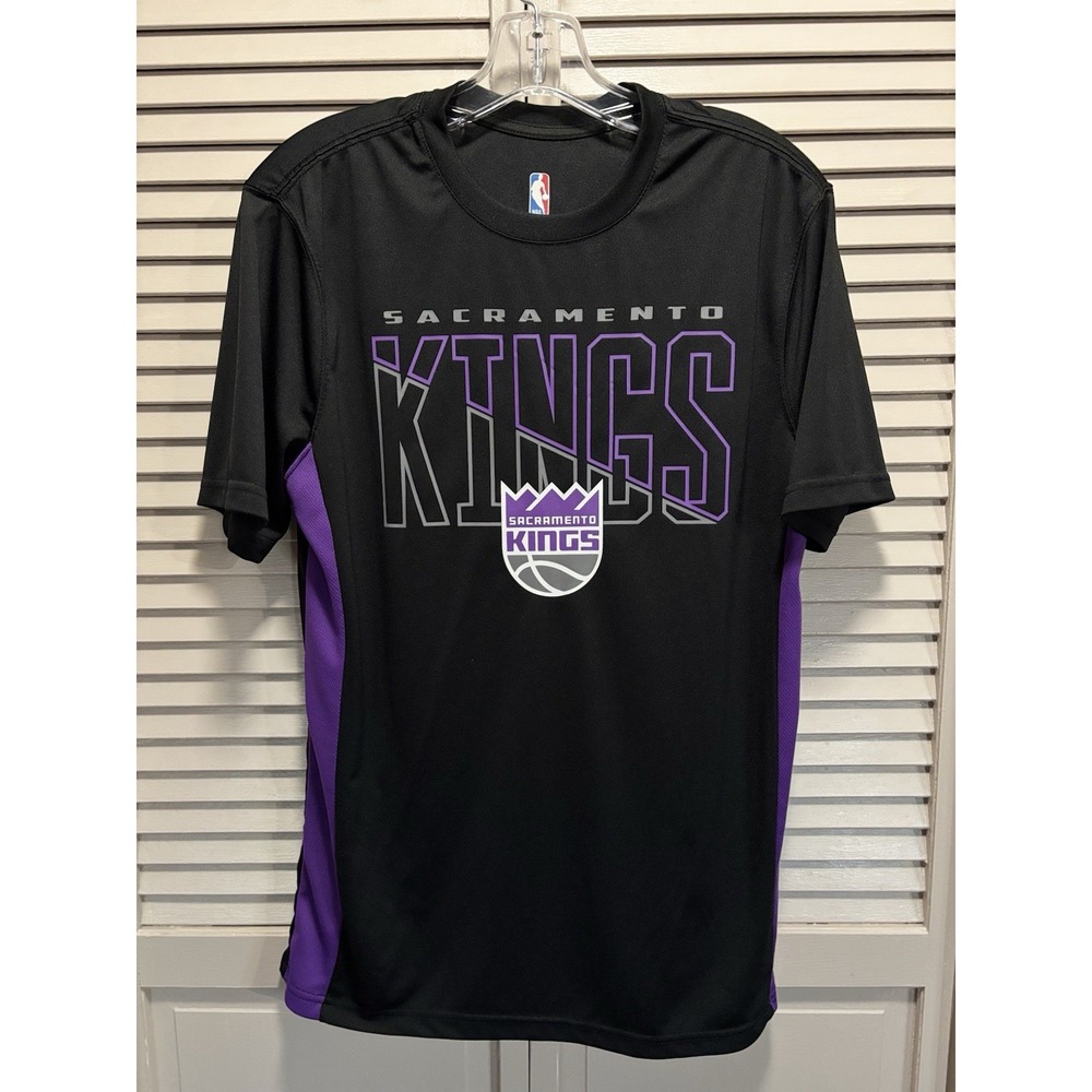 NBA Sacramento Kings Basketball Graphic Black/Purple Shirt Short Sleeve Size S